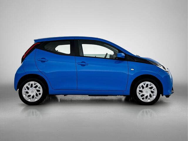 Toyota AYGO 1.0 VVT-i x-play | Airco | Bluetooth |