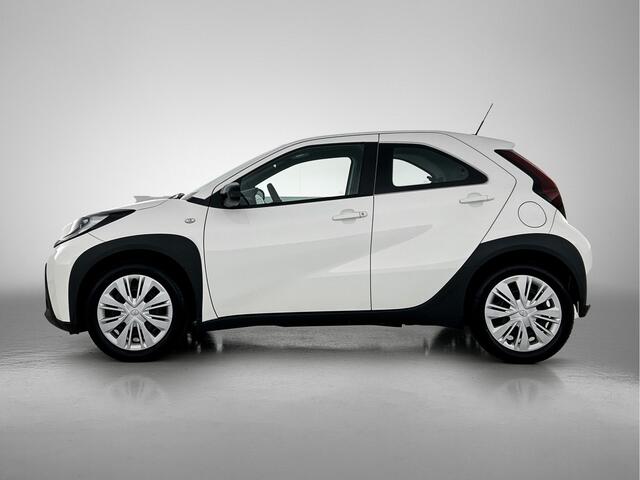 Toyota AYGO X 1.0 VVT-i MT Play | Apple carplay | achtruitrijcamera | Bluetooth |