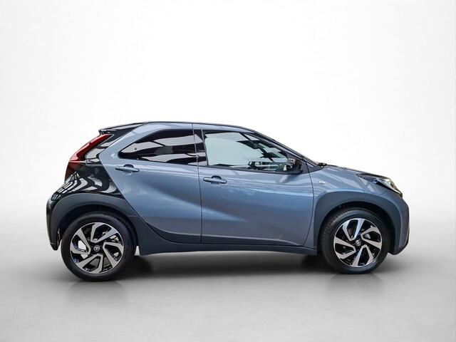 Toyota AYGO X 1.0 VVT-i MT Pulse demo Adaptive Cruise | Airco |