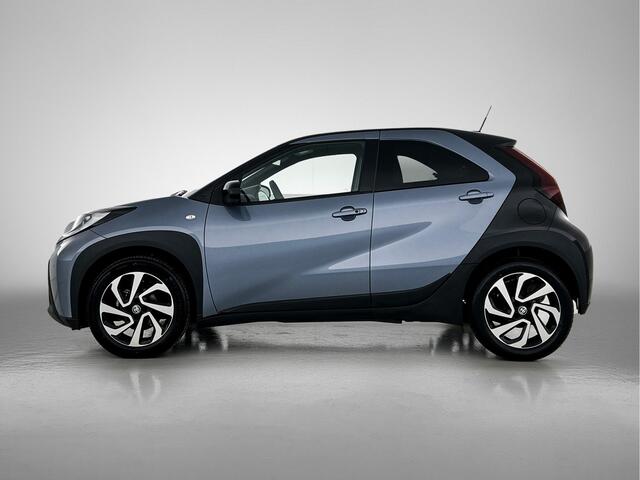 Toyota AYGO X 1.0 VVT-i S-CVT Pulse | BTW voertuig | Achteruitrijcamera | Parkeersensoren achter |