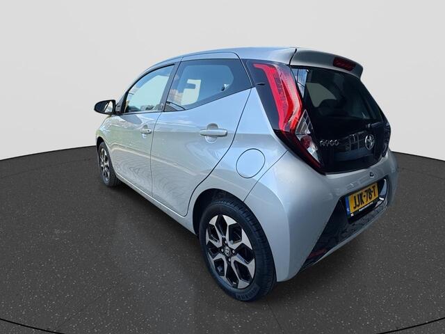 Toyota AYGO 1.0 VVT-i Team Edition | Rijklaar | LM Velgen |