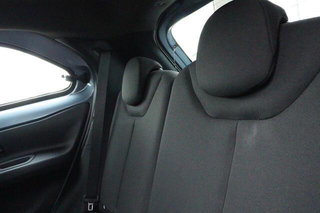 Toyota AYGO X 1.0 VVT-i MT Play Apple Carplay Android Auto, Camera, Adaptive Cruise Controle