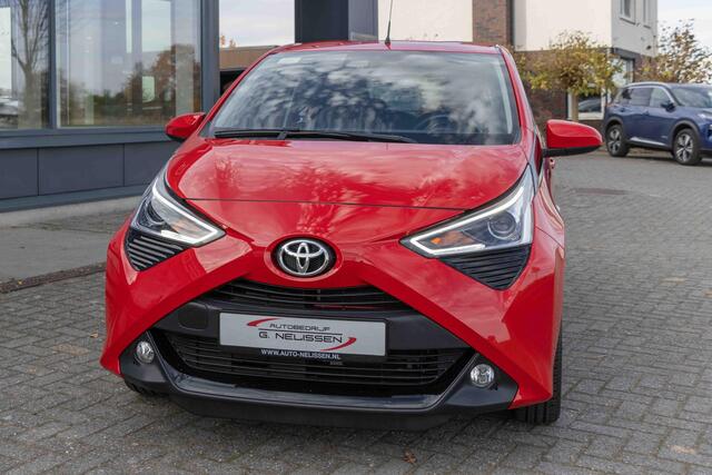 Toyota AYGO 1.0 VVT-i x-play Team D