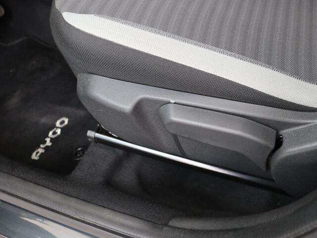 Toyota AYGO 1.0 VVT-i x-play | Achteruitrijcamera | Dealer onderhouden |