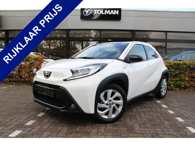 Toyota AYGO X 1.0 VVT-i MT First | Rijklaar | Stoel-/stuurverw. | Clima | LED | Privacyglass | Apple/Android | Camera | Adap.cruise