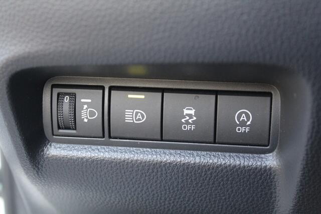 Toyota AYGO X 1.0 VVT-i MT First | Rijklaar | Stoel-/stuurverw. | Clima | LED | Privacyglass | Apple/Android | Camera | Adap.cruise