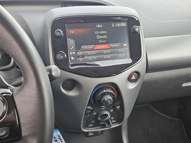 Toyota AYGO 1.0 VVT-i x-first Automaat Carplay Camera LM15