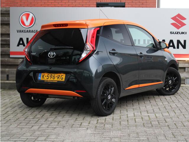 Toyota AYGO 1.0 VVT-i x-JBL Airco Automatisch, Apple Carplay/Android Auto, Premium JBL geluidsinstallatie met subwoofer