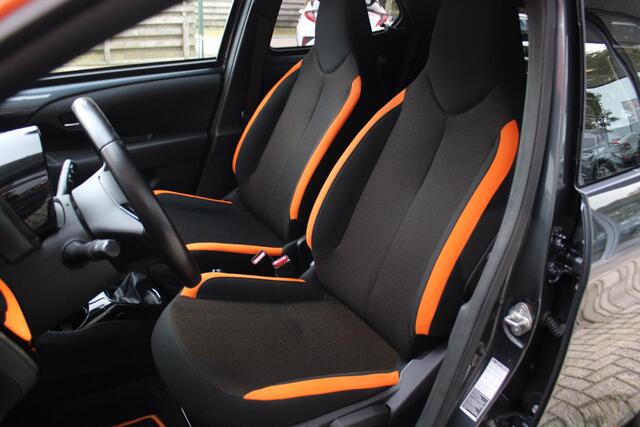 Toyota AYGO 1.0 VVT-i x-JBL Airco Automatisch, Apple Carplay/Android Auto, Premium JBL geluidsinstallatie met subwoofer