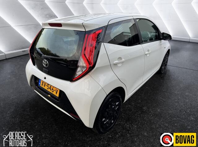 Toyota AYGO 1.0 VVT-i x-fun Camera Carplay Airco