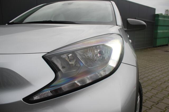 Toyota AYGO X 1.0 VVT-i MT Play | Incl. 12 maanden garantie | Cruise control | Navigatie | Bluetooth | Airco | Elektrische ramen | Lane assist | Apple carplay/Android auto | Achteruitrijcamera