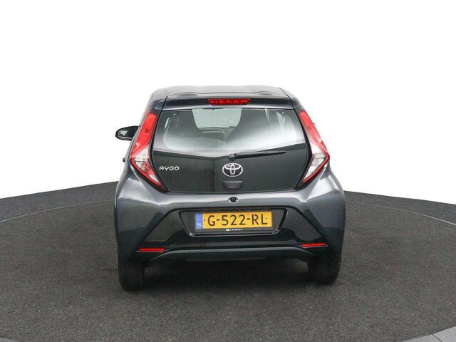 Toyota AYGO 1.0 VVT-i x-play limited | Apple Carplay | Android Auto | Airco | Achteruitrijcamera |