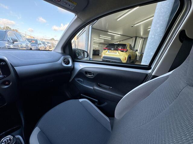 Toyota AYGO 1.0 VVT-i Team Edition | Rijklaar | LM Velgen |