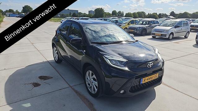 Toyota AYGO X 1.0 VVT-i MT First | Apple Carplay & AndroidAUTO | Lichtmetalen velgen | Camera |