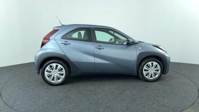 Toyota AYGO X 1.0 VVT-i MT Play | Rijklaar | P.cam | Apple-/Android Carplay
