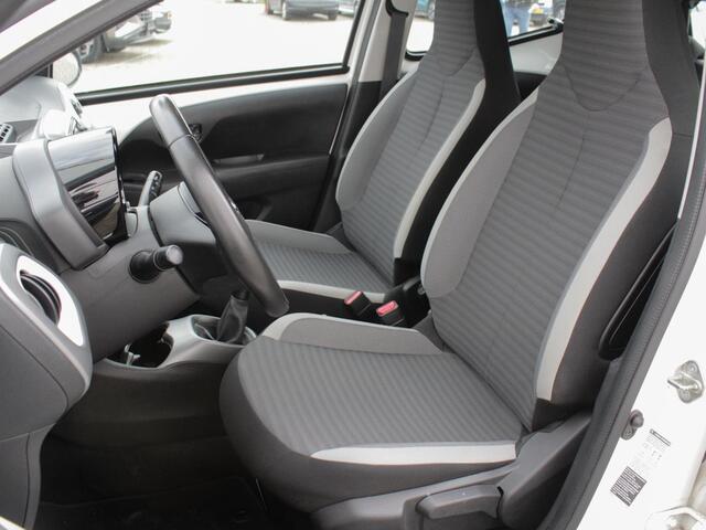 Toyota AYGO 1.0 VVT-i x-joy | Carplay / Android Auto | Airco | Camera | Lm-Velgen