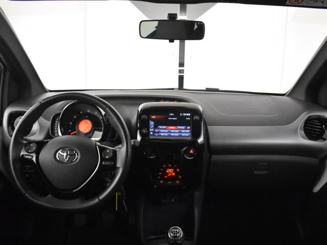 Toyota AYGO 1.0 VVT-i x-cite | Carplay | Climate Control | LM Velgen