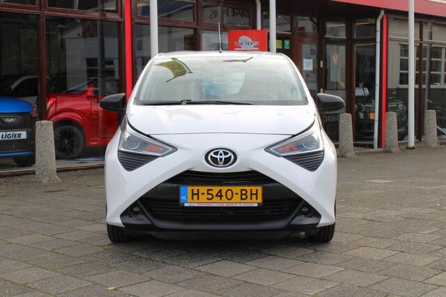 Toyota AYGO 1.0 VVT-i x-fun