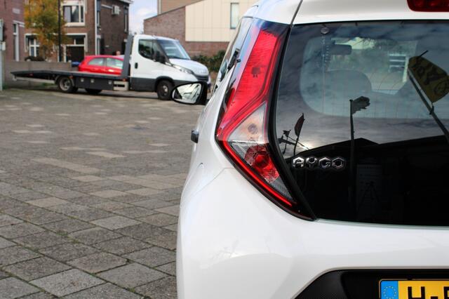 Toyota AYGO 1.0 VVT-i x-fun