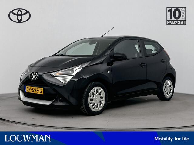 Toyota AYGO 1.0 VVT-i x-play limited | Parkeercamera | NL-Auto | Dealeronderhouden | 1E Eig | APK 10-2027 |