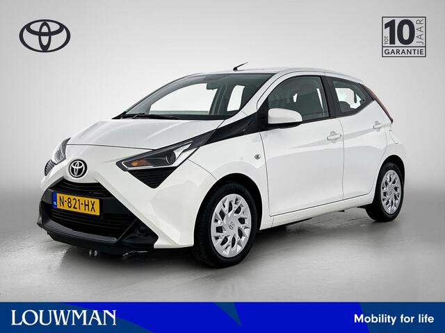 Toyota AYGO 1.0 VVT-i x-play | Airconditioning | Achteruitrijcamera | Cruise control |