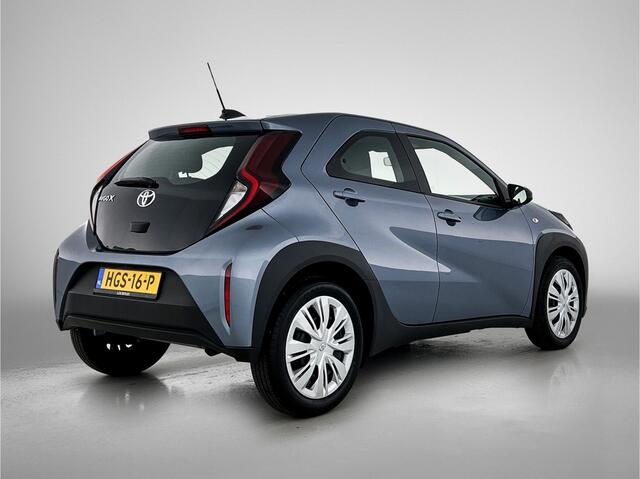 Toyota AYGO X 1.0 VVT-i MT Play | Apple Carplay/Android Auto | Airconditioning | Cruise control |