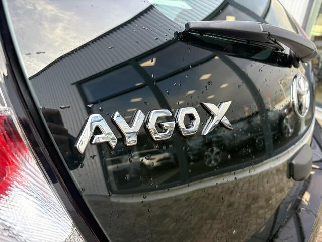 Toyota AYGO X 1.0 VVT-i MT Play