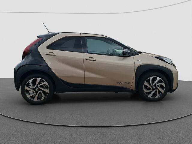 Toyota AYGO X 1.0 VVT-i MT Pulse | Apple Carplay/Android Auto | Parkeercamera Achter | Cruise Control Adaptief | Licht Metalen Velgen 17'' |
