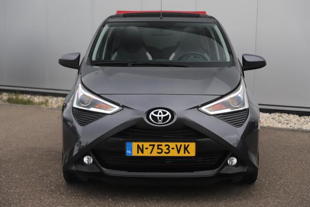 Toyota AYGO 1.0 VVT-i X-Joy Cabrio Automaat Schuifdak Climate Control 14 inch LMV Achteruitrijcamera
