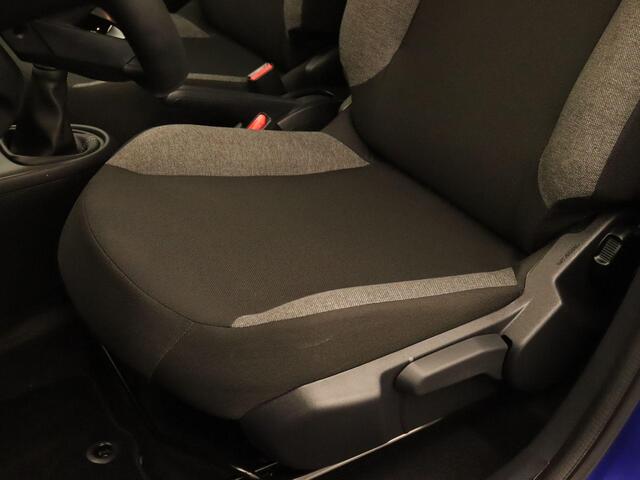 Toyota AYGO X 1.0 VVT-i MT Play - ORIGINEEL NEDERLANDSE AUTO - AFKOMSTIG VAN 1E EIGENAAR - CAMERA - AIRCO - BLUETOOTH - APPLE CARPLAY/ ANDROID AUTO - ADAPTIEVE CRUISE CONTROL - DAB AUDIO -