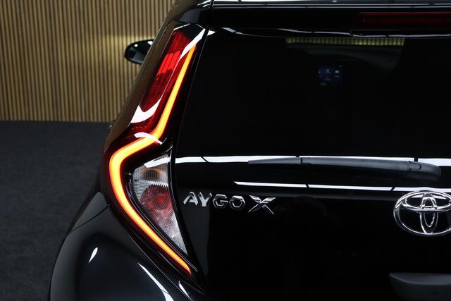 Toyota AYGO X 1.0 VVT-i S-CVT Pulse Facelift | Direct Leverbaar! | Adaptive-cruise | Clima | Camera | Apple Carplay & Andtoid Auto | Maps Navigatie | Full led | Winterpakket