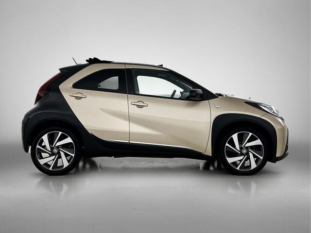 Toyota AYGO X 1.0 VVT-i MT Envy Cabrio | 1e Eigenaar | Dealer Onderhouden | Vouwdak elektrisch | JBL | Navigatie |
