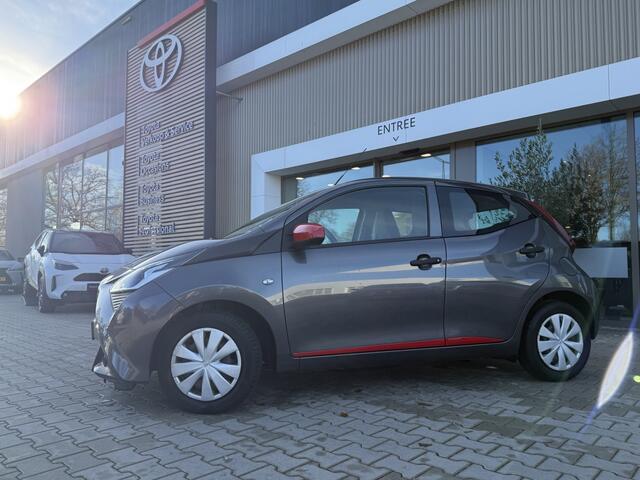Toyota AYGO 1.0 VVT-i x-fun | airco | metallic lak
