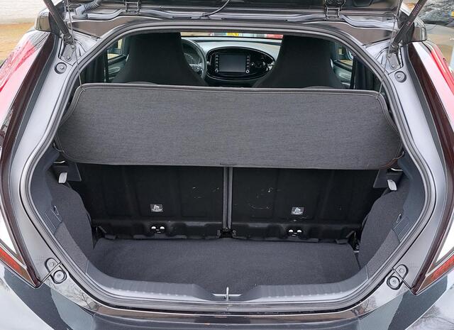 Toyota AYGO X 1.0 VVT-i MT Pulse