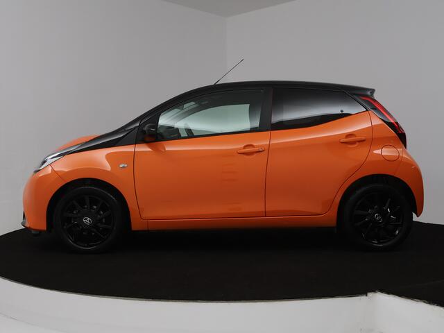 Toyota AYGO 1.0 VVT-i x-cite | Apple CarPlay / Android Auto (Navigatie) | Airco | Camera |