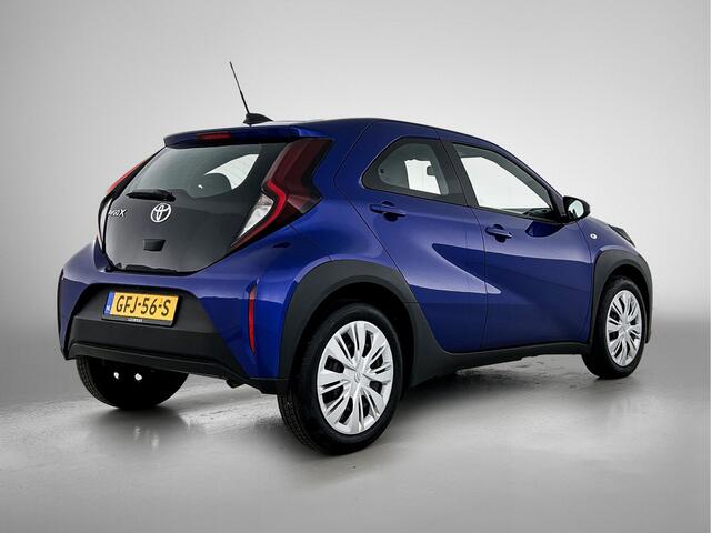 Toyota AYGO X 1.0 VVT-i S-CVT Play | Camera | Airconditioning | Metallic lak |