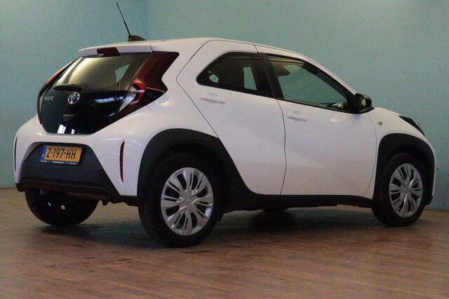 Toyota AYGO X 1.0 VVT-i MT Play | APPCONNECT | AIRCO | CAMERA | ADAP CRUISE | LANE-ASSIST |