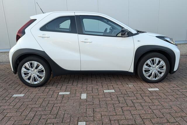 Toyota AYGO X 1.0 VVT-i MT Play |Apple CarPlay/Android Auto|Camera achter|Groot scherm