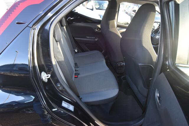 Toyota AYGO 1.0 VVT-i x-play , AIRCO , A UITRIJ CAM , NAVI VIA APP , EL VOOR ,