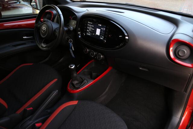 Toyota AYGO X 1.0 VVT-i MT Pulse Camera ACC