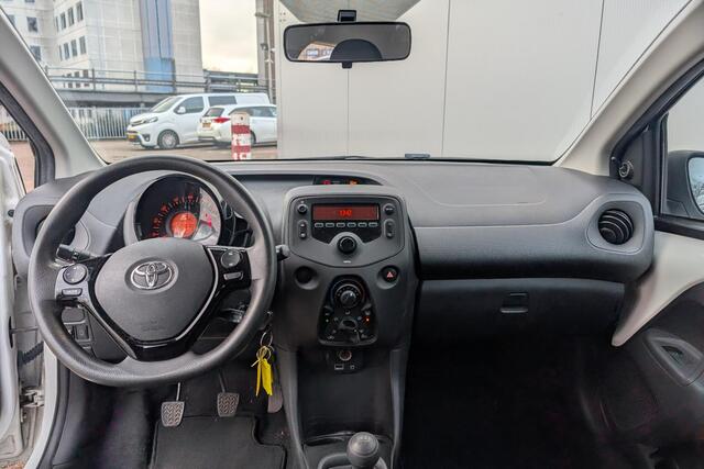 Toyota AYGO 1.0 VVT-i x-fun |Telefoonbediening op stuur| 4 Speakers|Dealer onderhouden