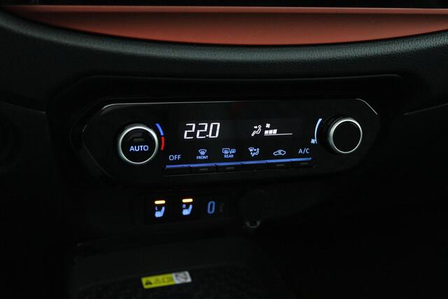 Toyota AYGO X 1.0 VVT-i S-CVT Premium | Automaat | Cabrio dak | Leer-stof bekleding | Stoelverwarming |