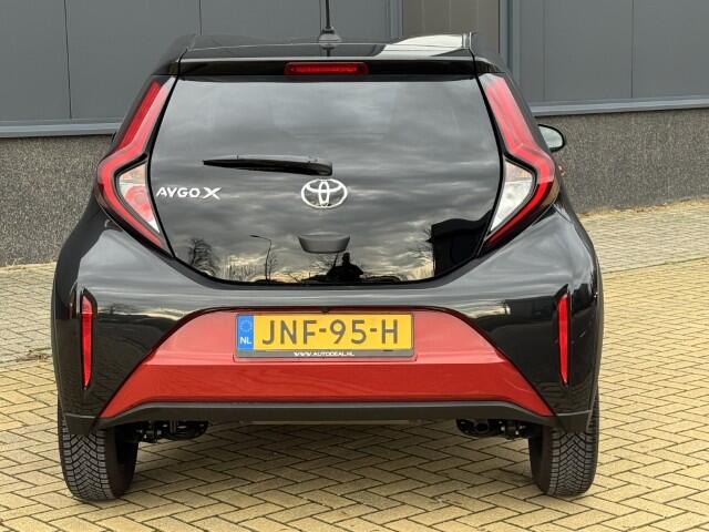 Toyota AYGO X 1.0 VVT-i S-CVT Camera, stoelverw