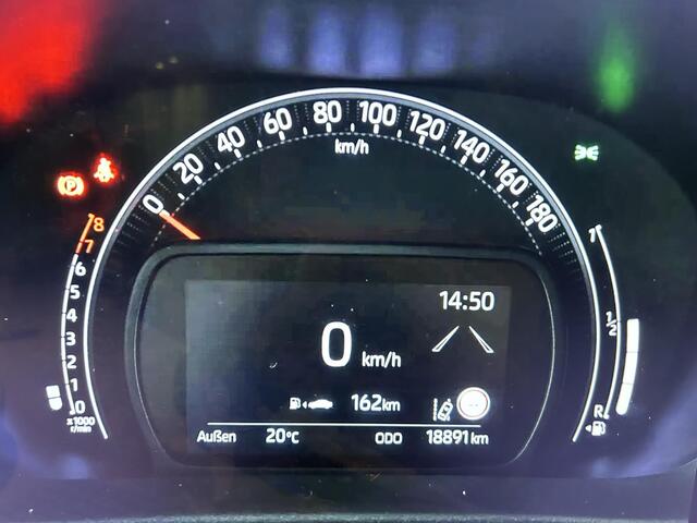 Toyota AYGO X 1.0 VVT-i MT