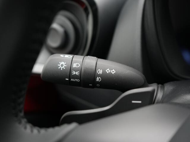 Toyota AYGO X 1.0 VVT-i S-CVT Limited | Cabrio | Automaat | Stoelverwarming | Parkeersensoren |