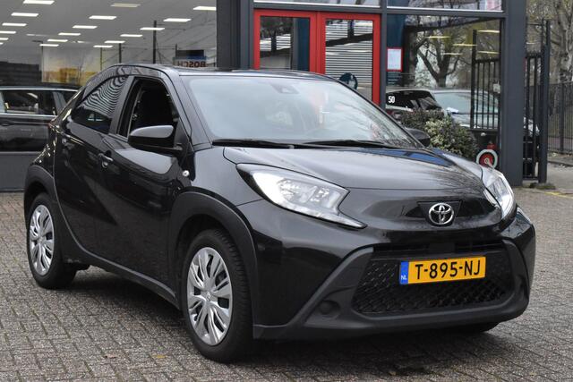 Toyota AYGO X 1.0 VVT-i MT Play 1e Eigenaar | Carplay Navi | All-Seasons | Camera | Airco | 12 mnd BOVAG garantie | Whatsapp 06-53188999