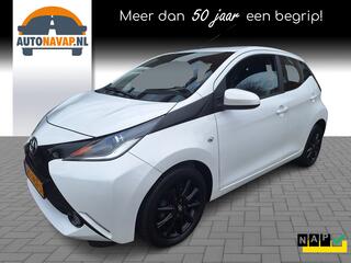 toyota-aygo-1.0-vvt-i-x-play-5drs--