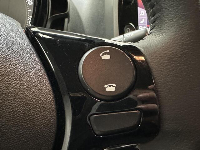 Toyota AYGO 1.0 VVT-i x-play NL Auto, slechts 72000km, Apple Carplay Android auto, btw auto