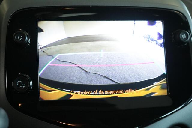 Toyota AYGO 1.0 VVT-i X-Play limited, Carplay