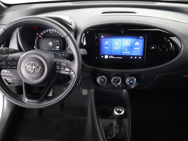 Toyota AYGO X 1.0 VVT-i MT Play Sport | Apple Carplay & Android Auto | Adaptive Cruise Control | Cruise control
